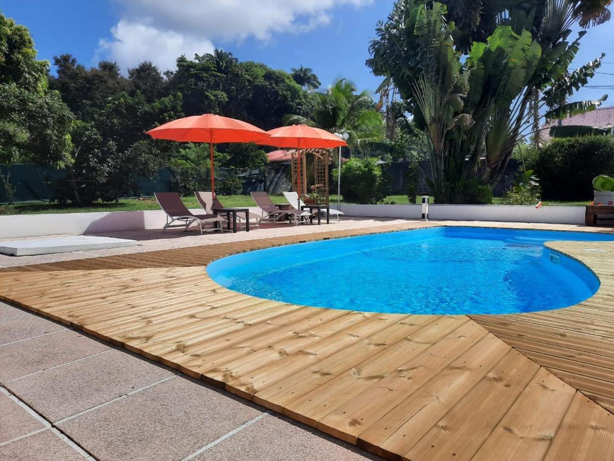 Tropical Dream - Gite Touristique - 4Adultes Et 3Enfants Baie-Mahault Exterior foto