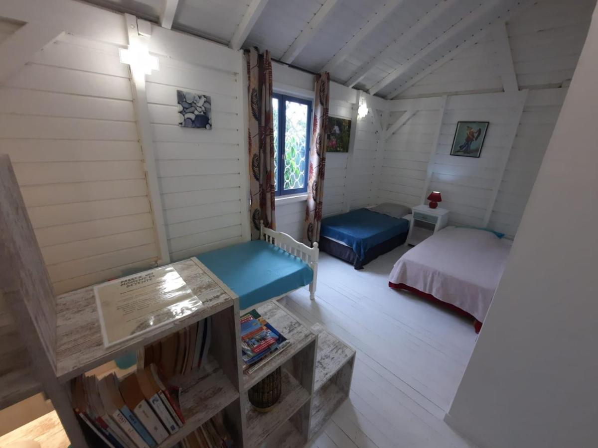 Tropical Dream - Gite Touristique - 4Adultes Et 3Enfants Baie-Mahault Exterior foto