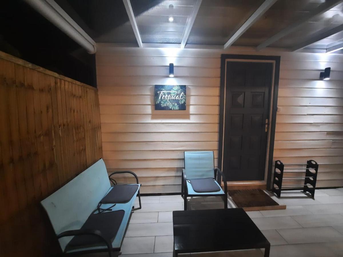 Tropical Dream - Gite Touristique - 4Adultes Et 3Enfants Baie-Mahault Exterior foto
